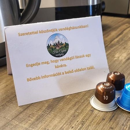 Hos-Cegledi Vendeghaz Miskolc -Oenallo Otthon, Mely Csak Az Oenoeke エクステリア 写真